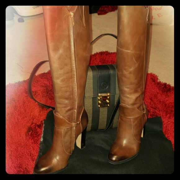 Vince Camuto Shoes - VINCE CAMUTO TALL RIDING BOOT..LIKE NEW